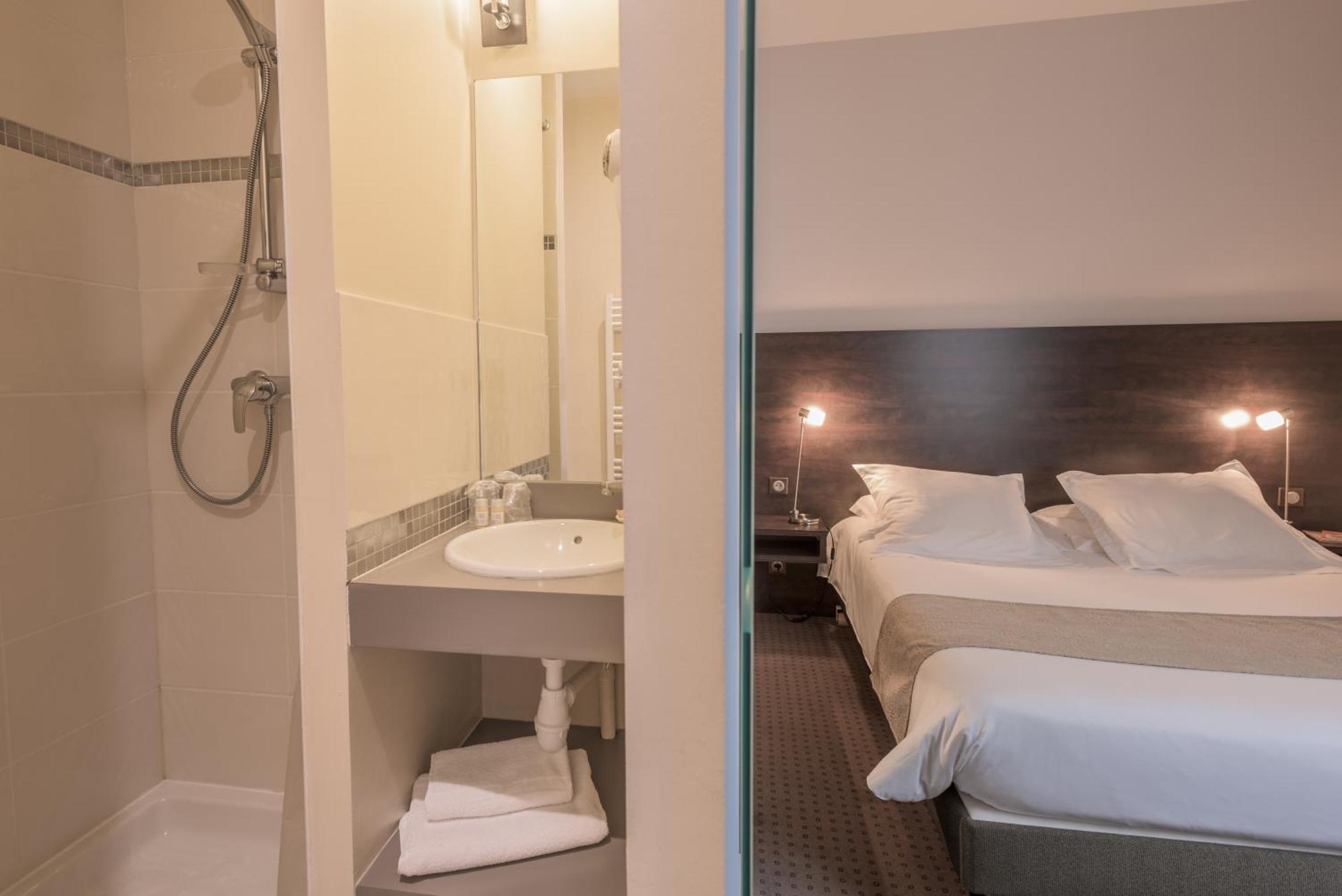 Hotel Ronsard Tours Bagian luar foto