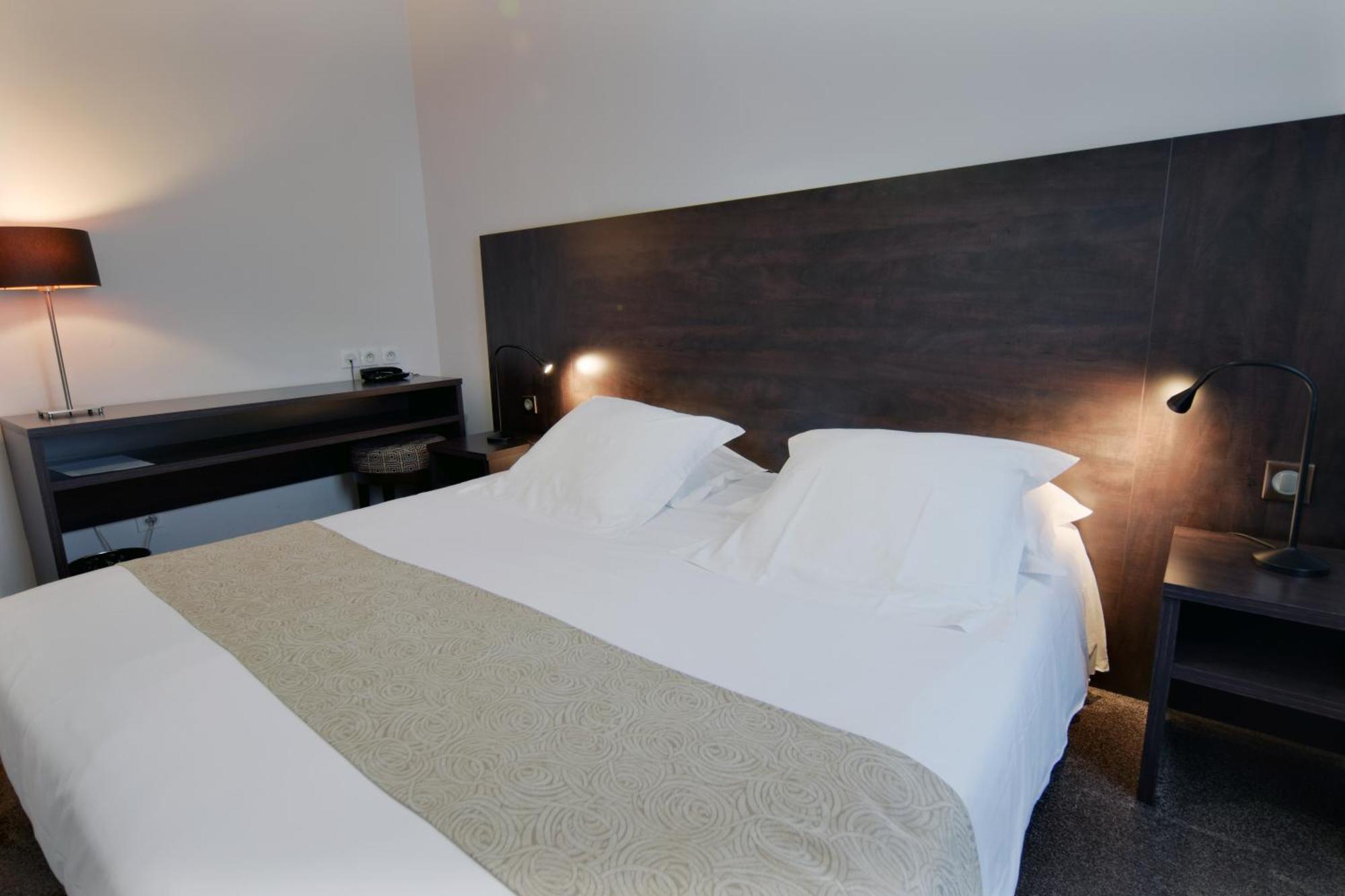 Hotel Ronsard Tours Bagian luar foto